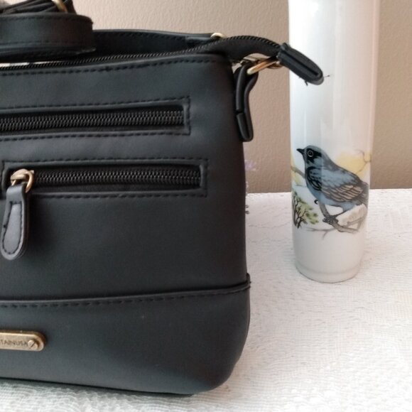 Nwot, stone mountain crossbody - Picture 5 of 9